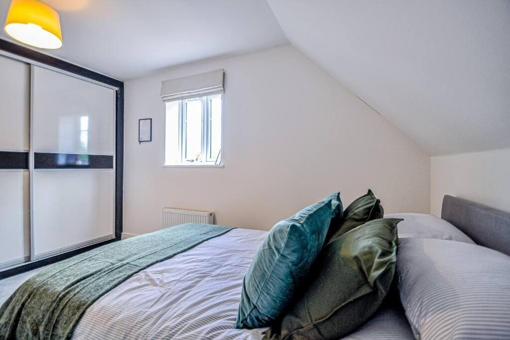Entire House Sleeps 8 Near The River Thames Maidenhead Zewnętrze zdjęcie