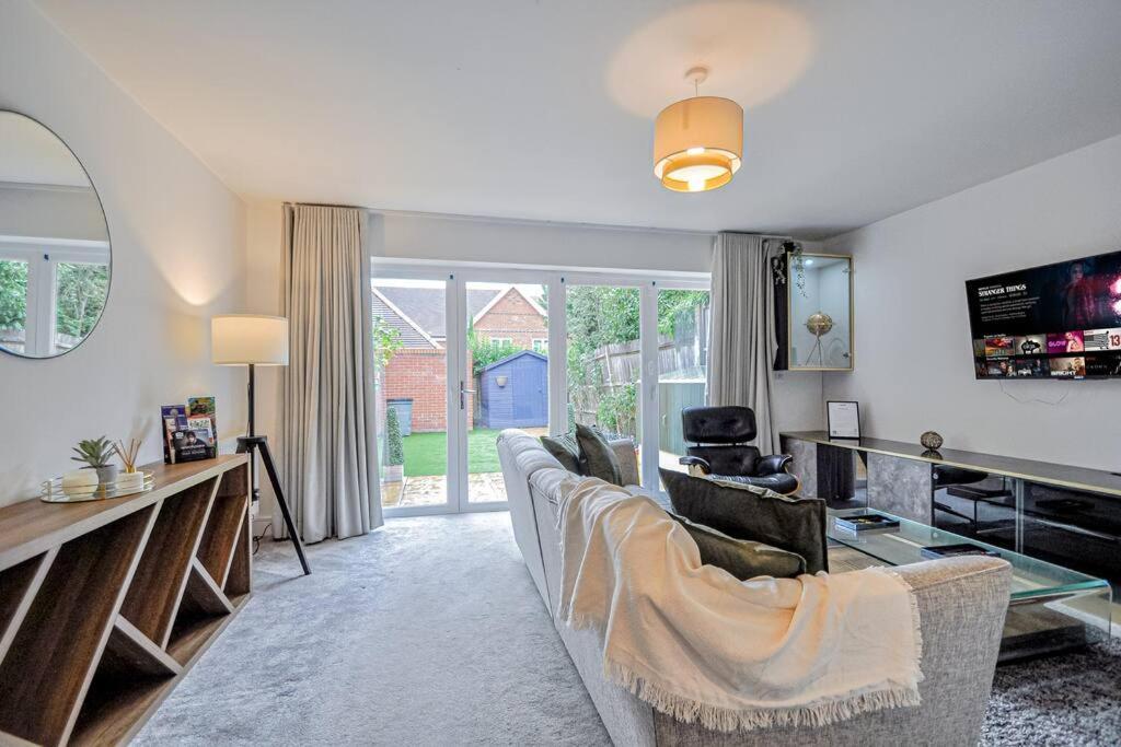 Entire House Sleeps 8 Near The River Thames Maidenhead Zewnętrze zdjęcie