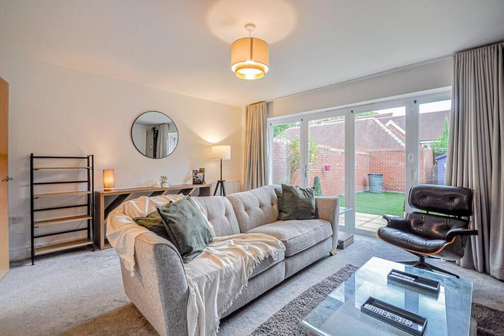 Entire House Sleeps 8 Near The River Thames Maidenhead Zewnętrze zdjęcie